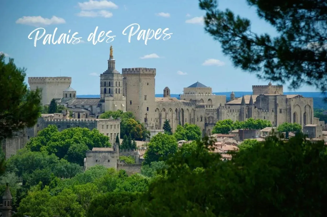 Le Victor Hugo - Avignon Intra Muros - Calme - Clim - Lumineux Apartment