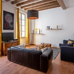  Apartment Le